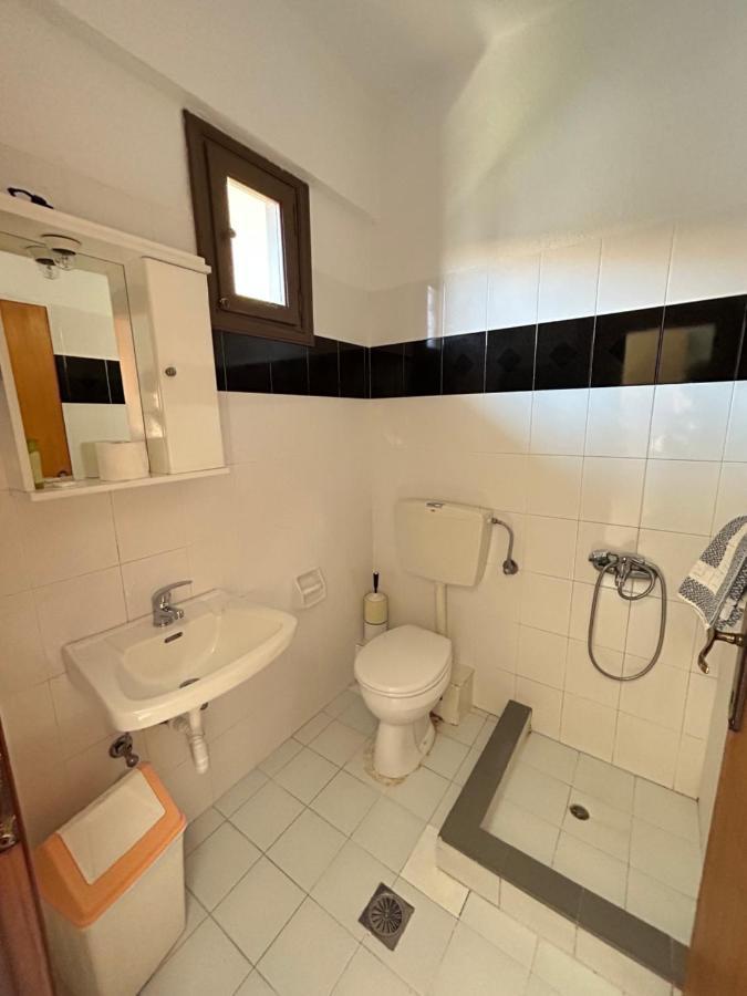 Christopher Apartments Áfitosz Kültér fotó