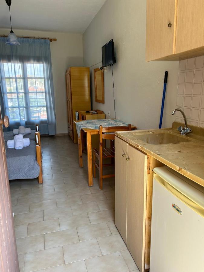 Christopher Apartments Áfitosz Kültér fotó